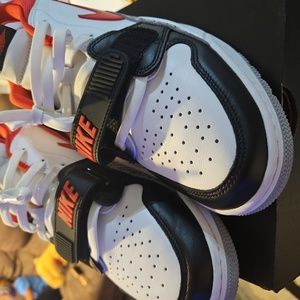 Jordan legacy 312 low..excellent condition. Excellent condition ( wore one time)